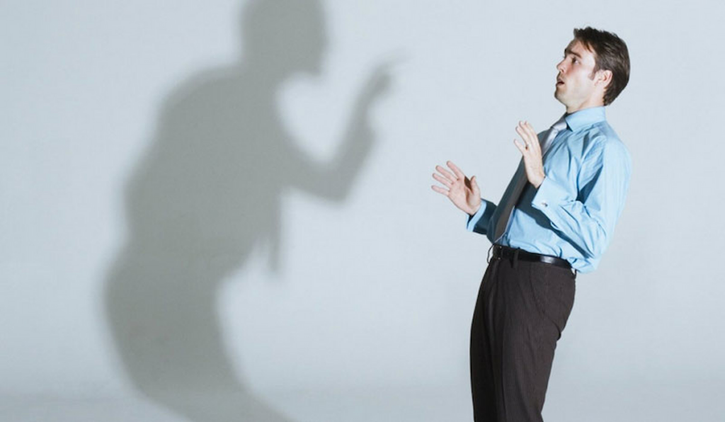 A Superação do Perfeccionismo: Libertando-se da Autocrítica