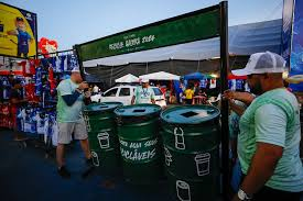 Reciclagem e reaproveitamento de materiais no festival