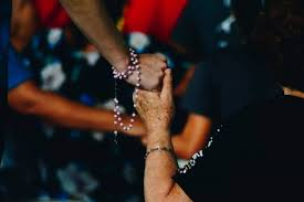 Metaverso Religioso: Construindo Comunidades de Fé no Digital