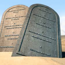 Qual é o significado dos 10 mandamentos na vida atual?